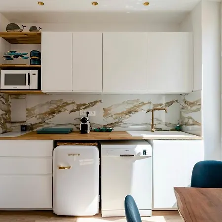 Appartamento Le Quai Du Port Parking Clim